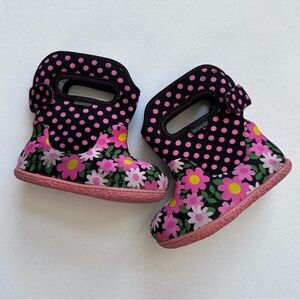 Bogs Toddler Waterproof Boots Size 5/5.5 Polka Dot and Flower Pattern